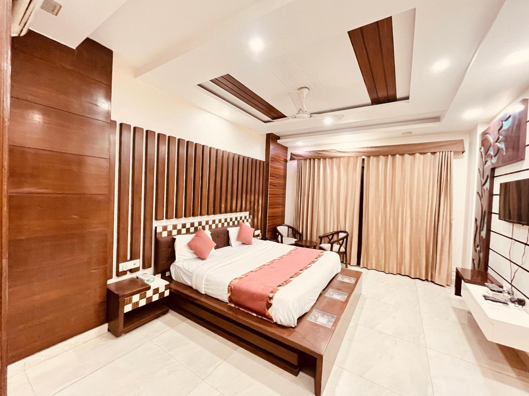 South Inn - Green Park Near Hauz Khas South Delhi New Delhi Exterior photo