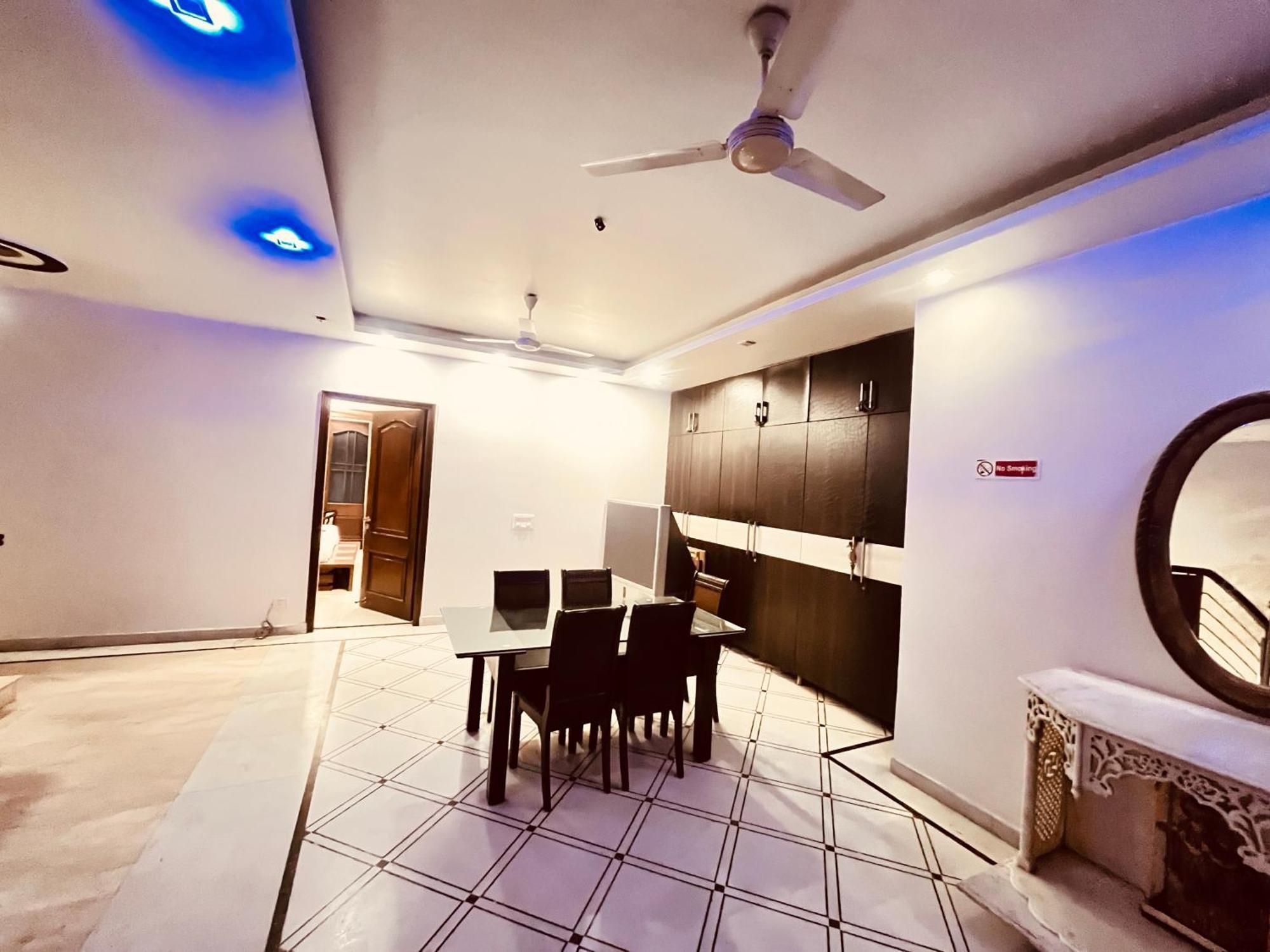 South Inn - Green Park Near Hauz Khas South Delhi New Delhi Exterior photo